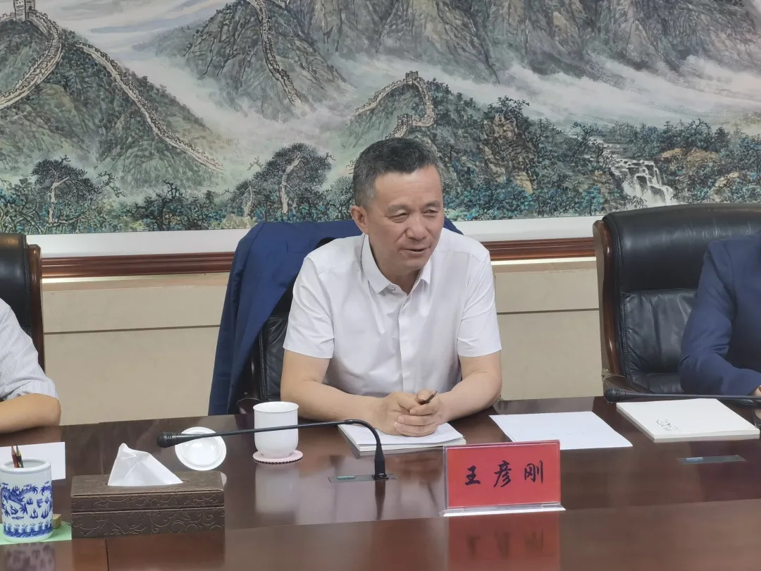 遠(yuǎn)瓴數(shù)據(jù)集團(tuán)與銀川市人民政府交流座談活動(dòng)圓滿結(jié)束